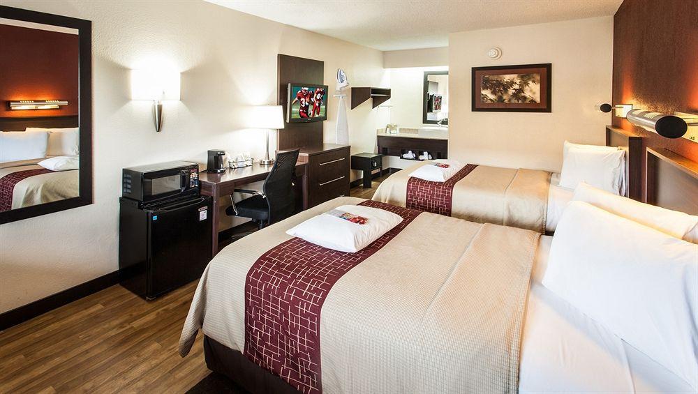 Red Roof Inn Plus+ St. Louis - Forest Park / Hampton Ave. Luaran gambar